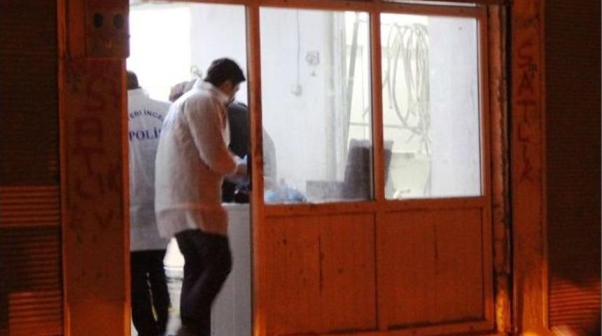 Suriyeli &Ccedil;ocuk Boğazı Kesilerek &Ouml;ld&uuml;r&uuml;ld&uuml;