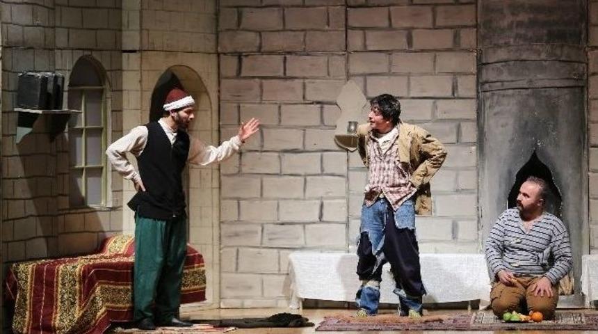 &ldquo;ziyafet Sofrası&rdquo; Sahnelendi