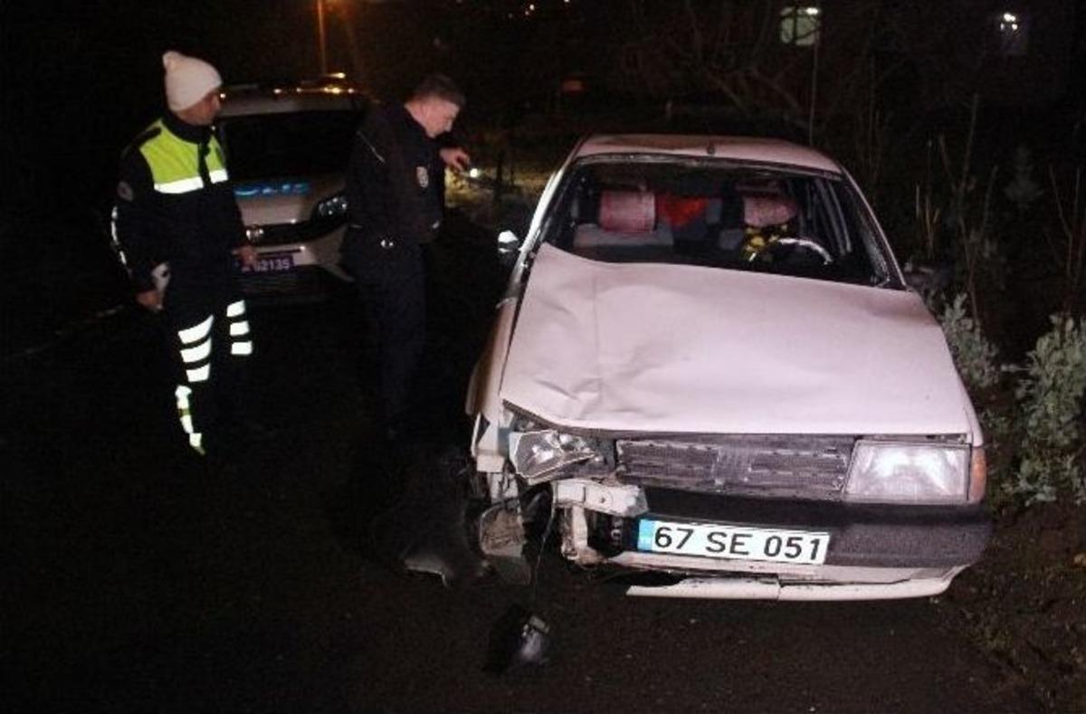 Alkoll&uuml; S&uuml;r&uuml;c&uuml;n&uuml;n Kullandığı Otomobil Yayaya &Ccedil;arptı: 1 &Ouml;l&uuml;