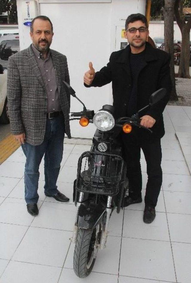 Elektrikli Bisikleti Bulunan Vatandaşın Sevinci 2