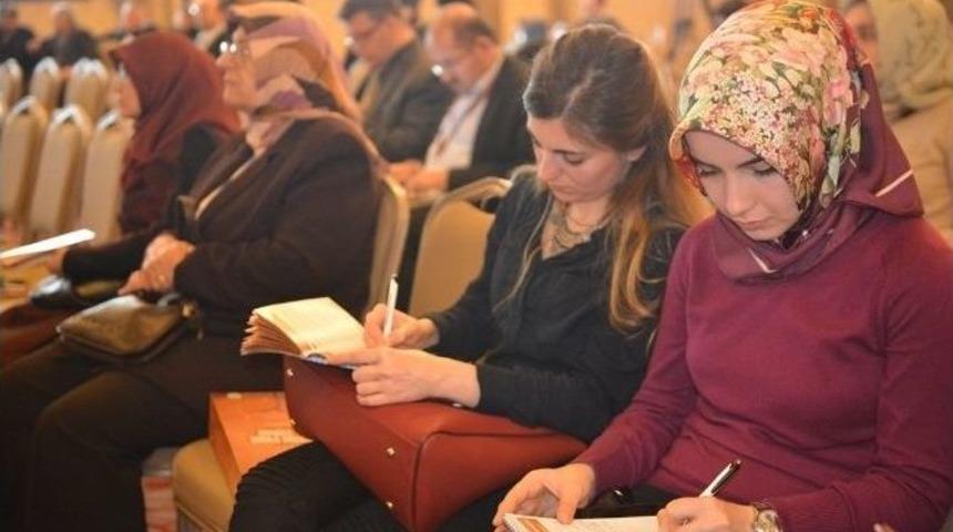 Kocaeli Tarihi Sempozyumu Tarih Akademisi&rsquo;ne D&ouml;n&uuml;şt&uuml;