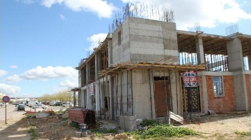 Didim&rsquo;de Yardımsevenler Cami İnşaatına Bağışta Bulundu