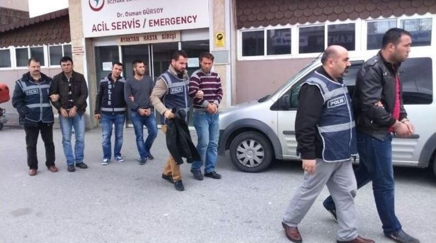 Hurda Kavgası: Bir &Ouml;l&uuml; Bir Yaralı