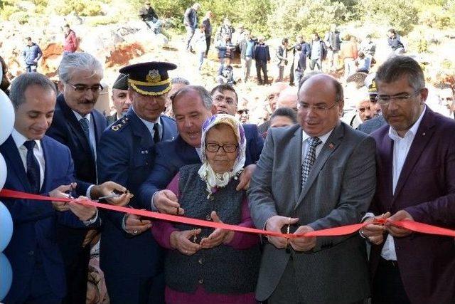 Hayırsever Ayten Öztürk, Datça’ya Sağlık Ocağı Kazandırdı