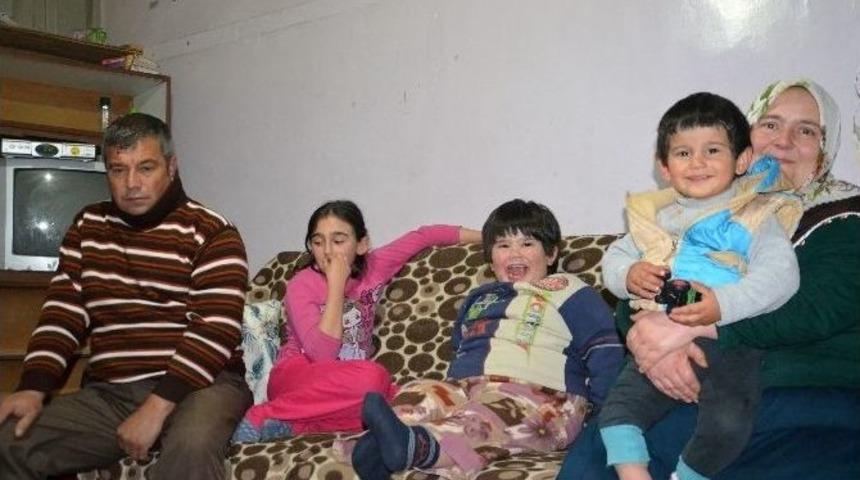 (&ouml;zel Haber) &Uuml;&ccedil; &Ccedil;ocuğu Da Sakat Olan Aile Yardım Bekliyor
