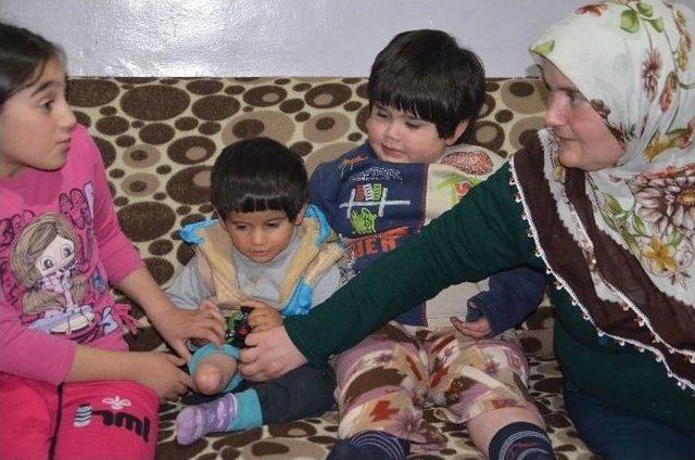 (&ouml;zel Haber) &Uuml;&ccedil; &Ccedil;ocuğu Da Sakat Olan Aile Yardım Bekliyor 1
