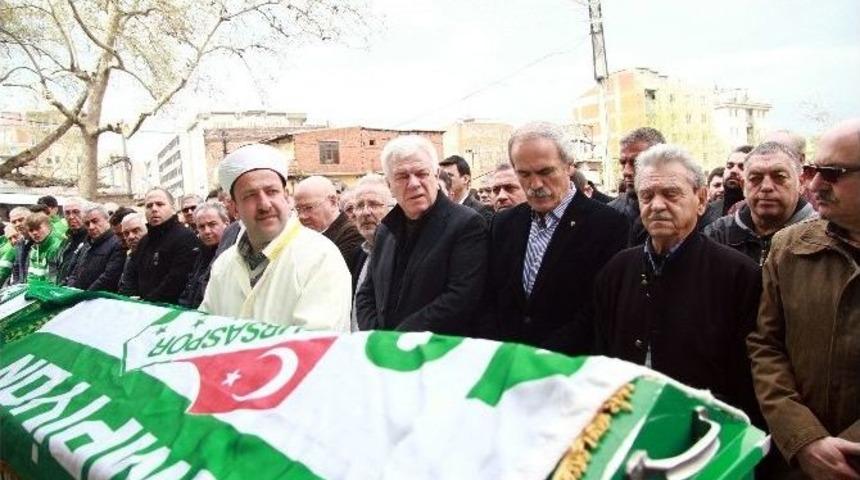 Ma&ccedil; Anlatırken Hayatını Kaybeden Spiker Son Yolculuğuna Uğurlandı