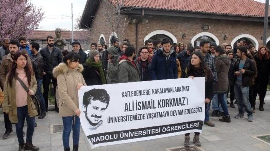 &Uuml;niversite &Ouml;ğrencilerinden &rsquo;ali İsmail Korkmaz&rsquo; Protestosu