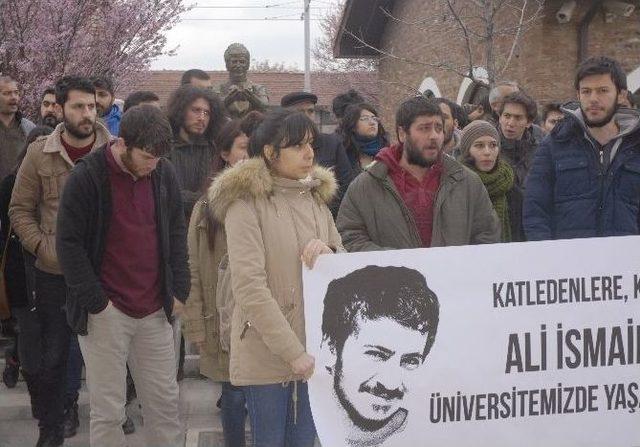 Üniversite Öğrencilerinden ’ali İsmail Korkmaz’ Protestosu