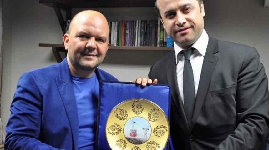 Talha Uğurluel &Ccedil;anakkale Savaşını Anlattı