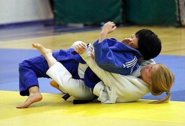 İşitme Engelliler Türkiye Judo Şampiyonası, Samsun’da Gerçekleştirildi