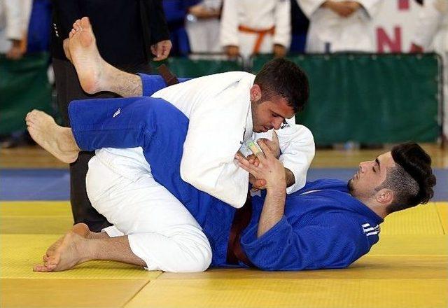 İşitme Engelliler Türkiye Judo Şampiyonası, Samsun’da Gerçekleştirildi