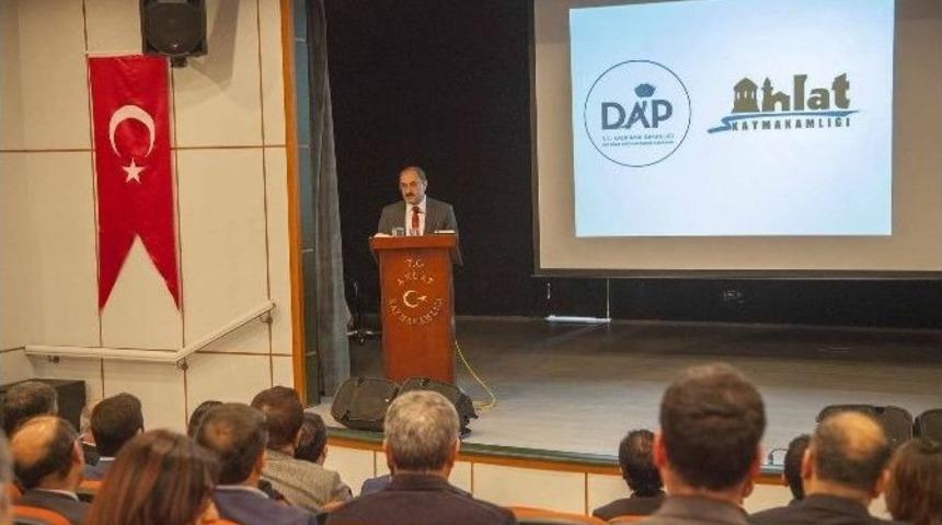 Ahlat&rsquo;ta, Dap Tanıtım Toplantısı D&uuml;zenlendi