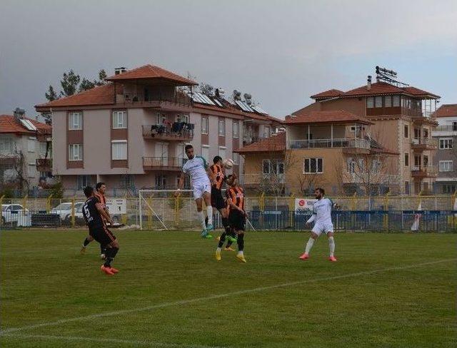 Korkutelispor, Finike Belediyespor&rsquo;a 2-1 Yenildi 2