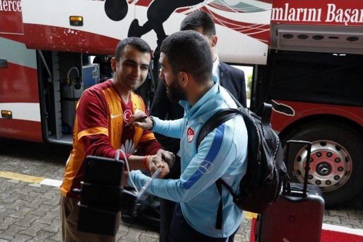 A Milli Takım’ı Avusturya’ya 1 Kişi Uğurladı G5