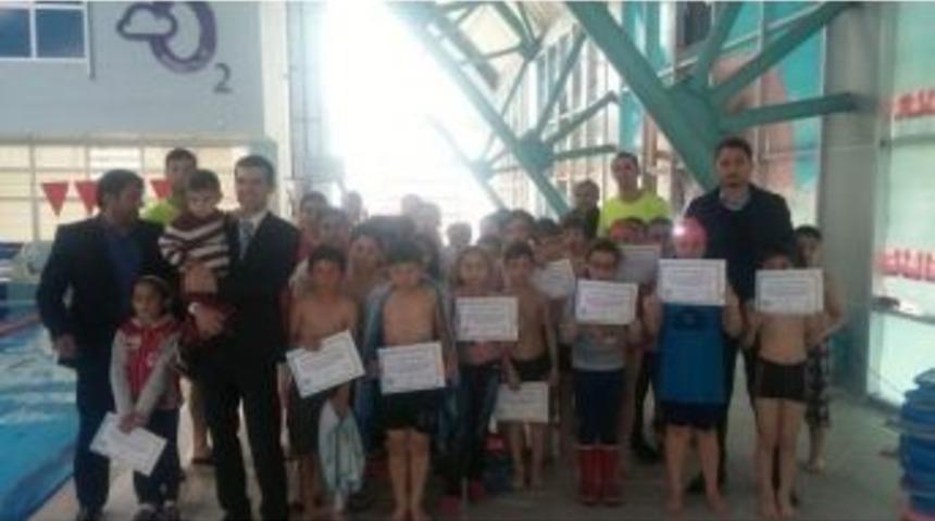 Ordak Y&uuml;zme Kursu Ulubey Etabı Sona Erdi