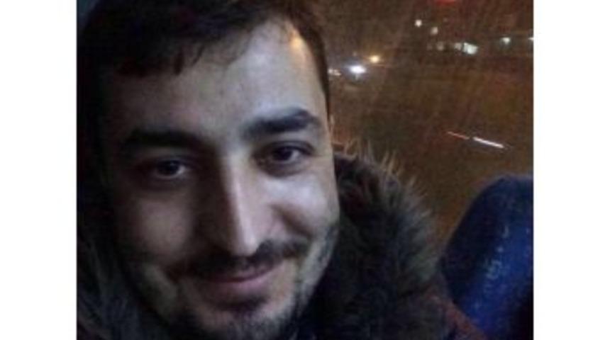 Kavga Ettiği Yeğenini Bı&ccedil;aklayarak &Ouml;ld&uuml;rd&uuml;