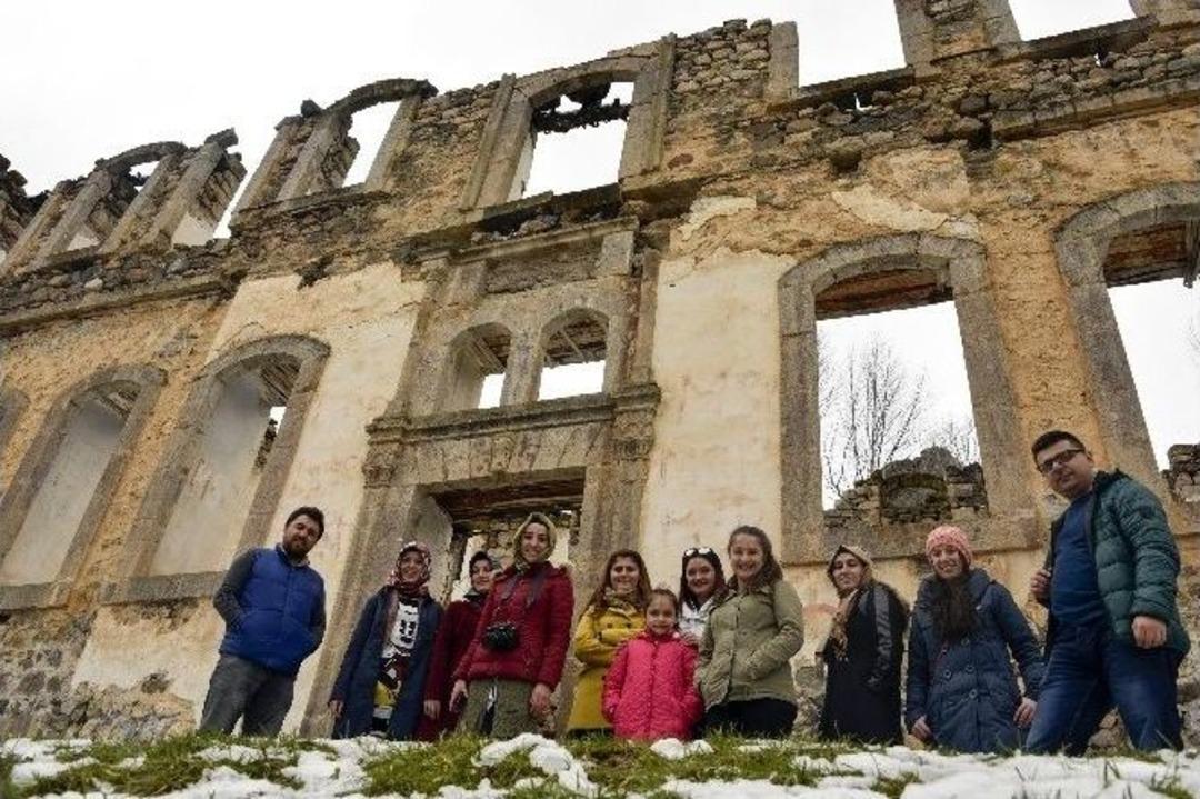 Kitap Sevdalıları S&uuml;leymaniye&rsquo;de Buluştu