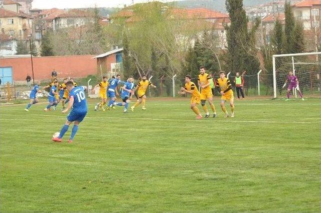 Yunusemre Belediyespor Talihsiz Başladı