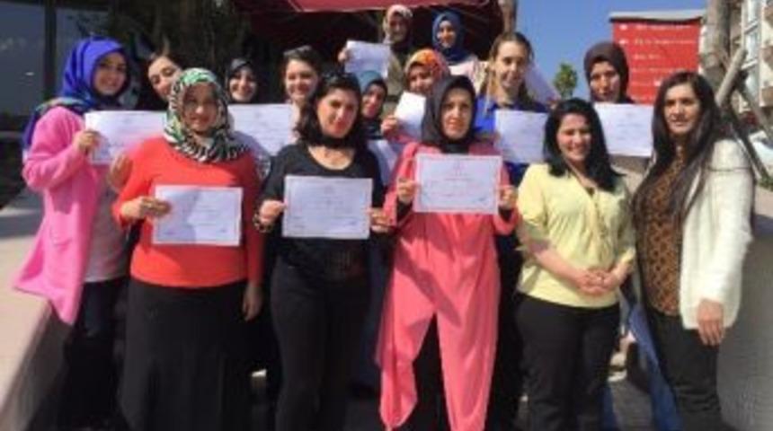 Pursaklar&rsquo;da 39 Kadın Daha Sertifika Sahibi Oldu