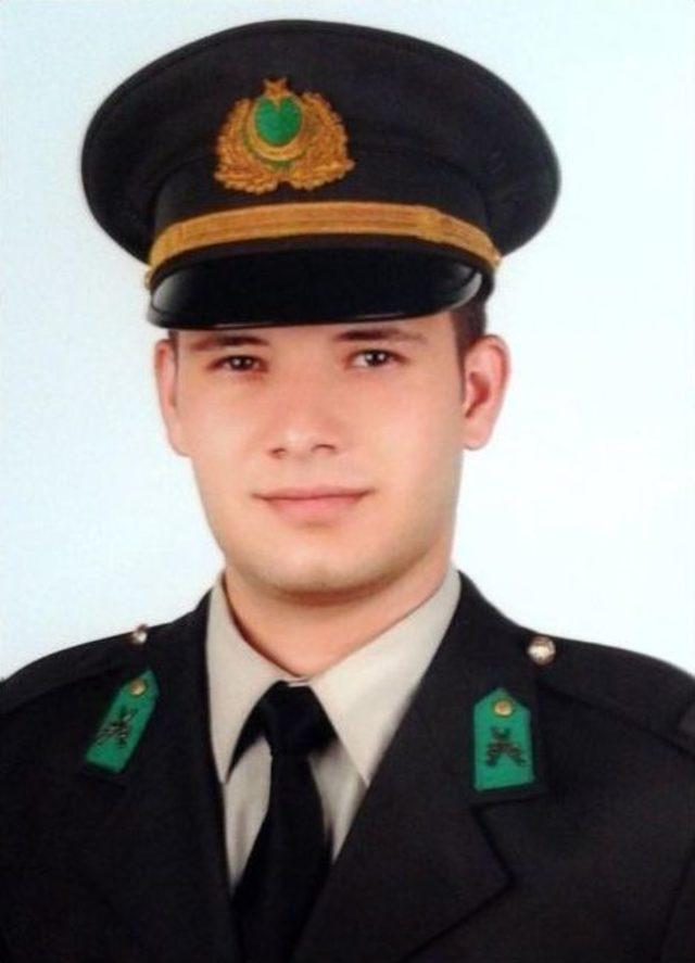 Antalyalı Asteğmen Birliğinde İntihar Etti 1