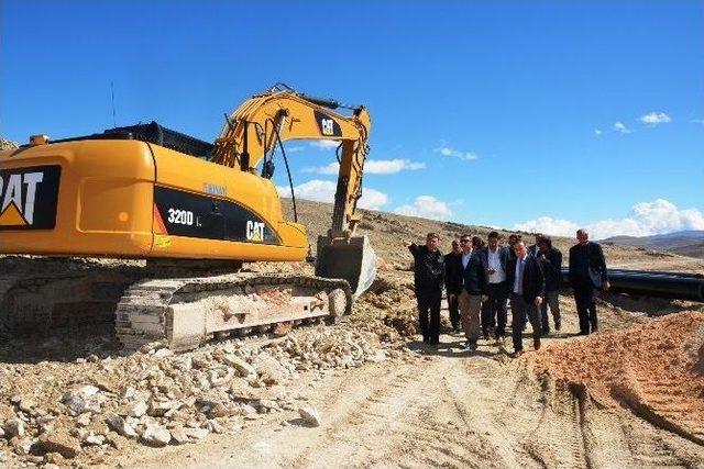 Turkay Özgür, Elmalı’da Gölet Çalışmalarını İnceledi 1