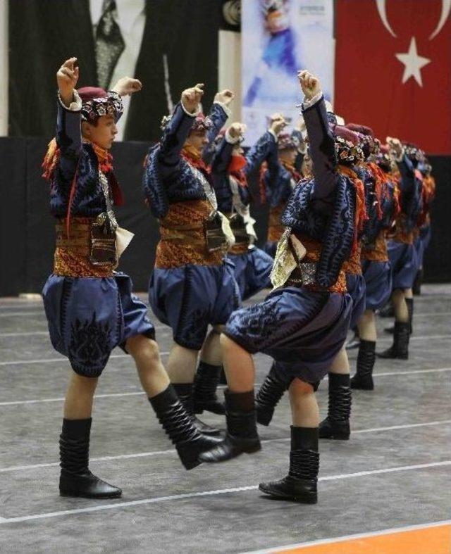 Bayraklı&rsquo;nın Gururu Oldular 1