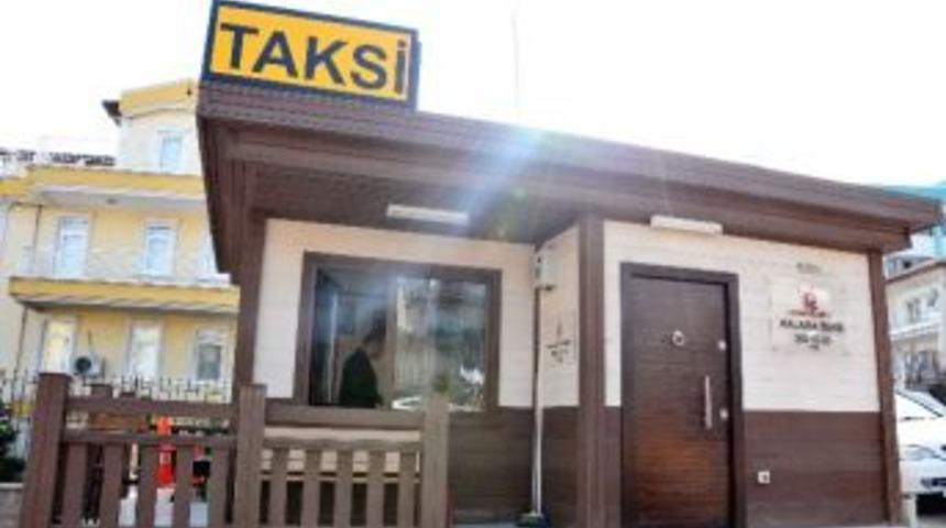 Yenilenen Taksi Durakları Beğeni Kazandı