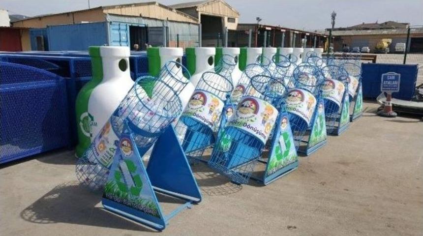 K&ouml;rfez&rsquo;de Pet Şişeler Kumbaraya