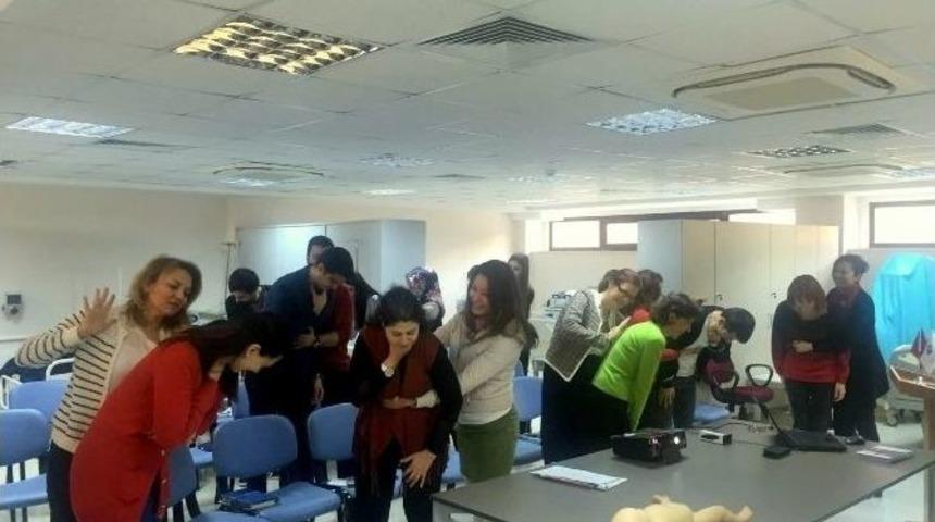 &Ouml;ğretim Elemanlarına İlk Yardım Eğitimi