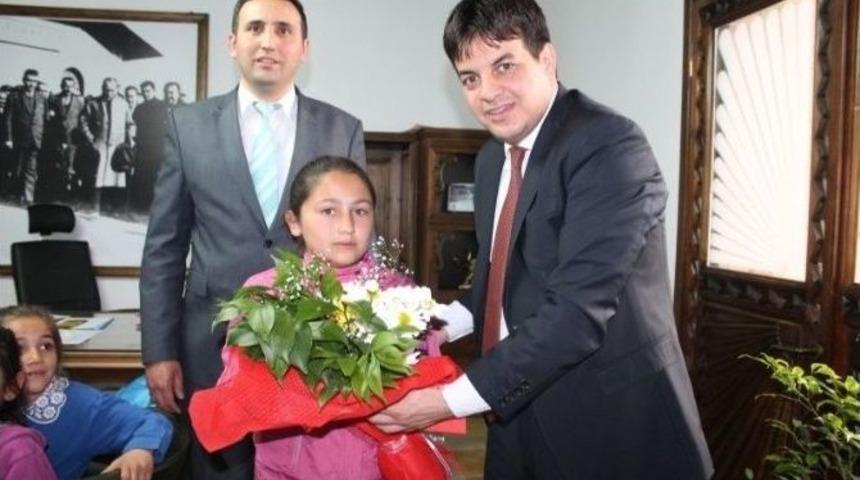 Minik Adımlar Meslek Keşfinde