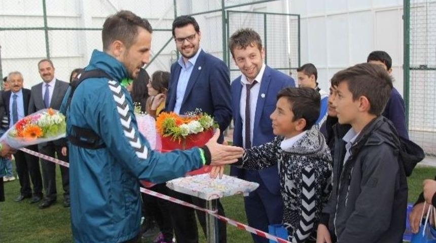 Cihanbeyli Gen&ccedil;lik Meclisi&rsquo;nden Torku Konyaspor&rsquo;a Ziyaret