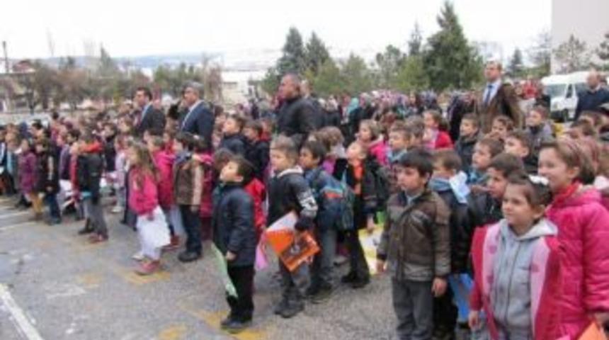 Hisarcık&rsquo;ta Okullara Giriş Ve &Ccedil;ıkış Saatleri Değişti