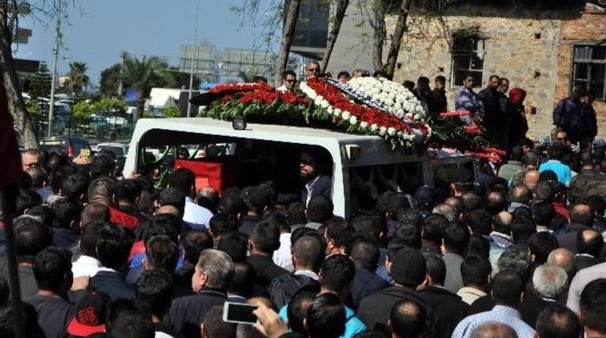 Şehit Coşkun Nazilli&rsquo;yi Son Yolculuğuna On Binler Uğurladı