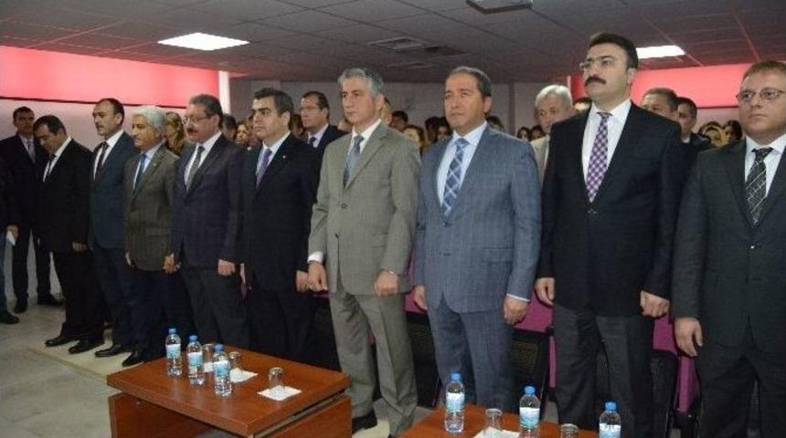 Vali Orhan D&uuml;zg&uuml;n: