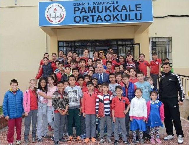 Başkan Gürlesin’den Okullara Büyük Destek