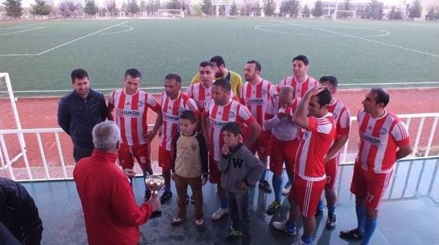 Turnuvanın Şampiyonu Sanayi Masterler