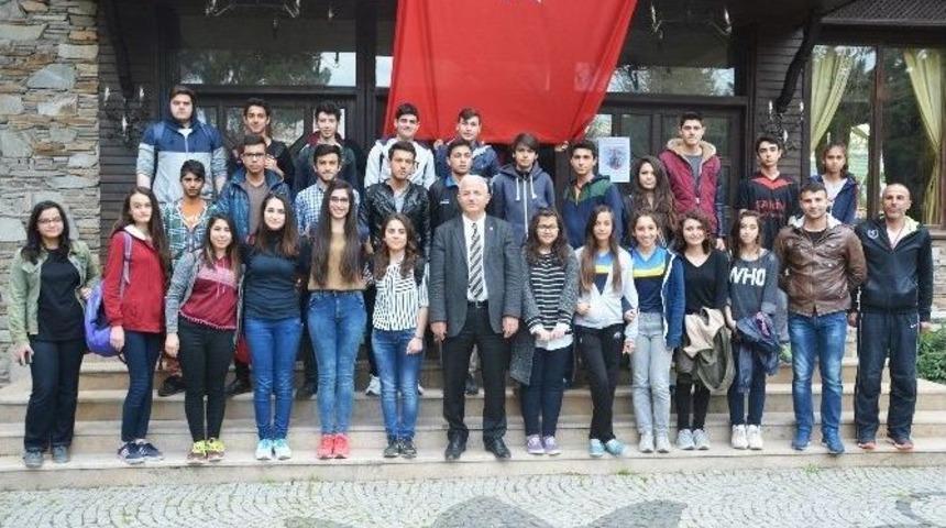 Başkan G&ouml;rmez&rsquo;den Gen&ccedil; Sporculara Tavsiye