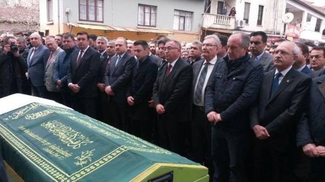 Kılı&ccedil;daroğlu Ve Baykal Cenazede Buluştu