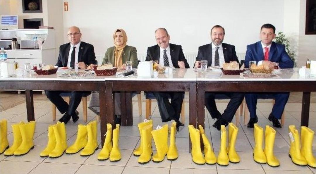 Ak Parti Tekirdağ İl Başkanlığı, Chp&rsquo;li Belediyenin 2 Yıllık Faaliyetlerini Değerlendirdi