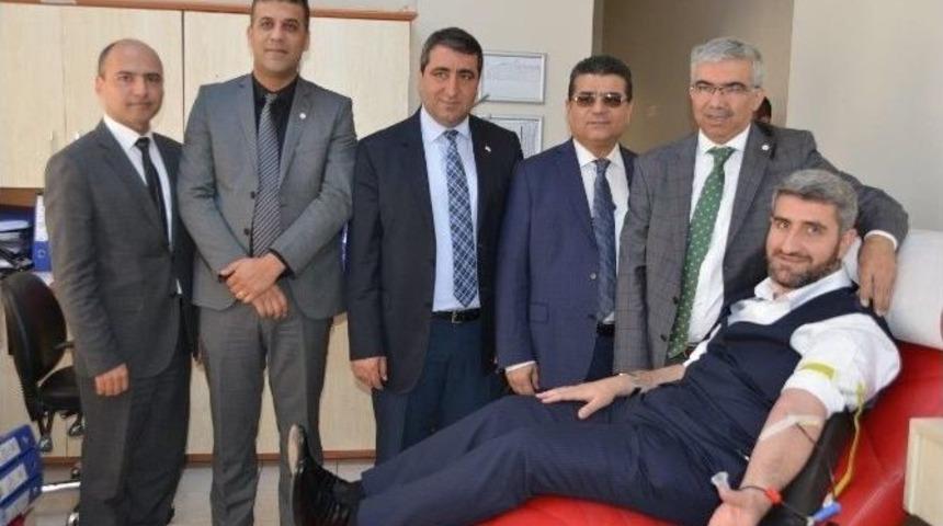 Anadolu Aslanları Kızılay&rsquo;a Kan Verdi