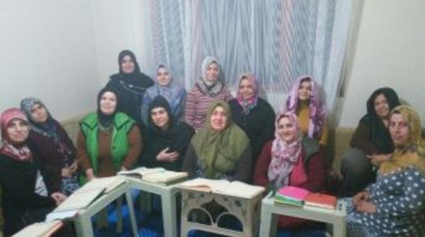 Kur&rsquo;an Kursuna Roman Vatandaşlardan B&uuml;y&uuml;k İlgi