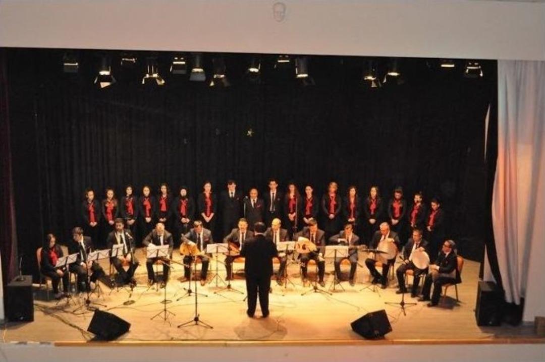 S&ouml;ğ&uuml;t&rsquo;te Şehitleri Anma Programı