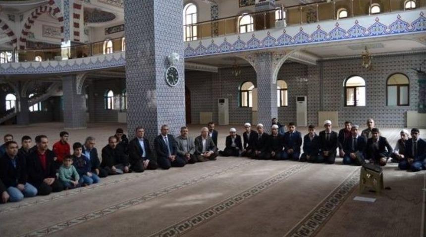 İmam Hatipliler Yarıştı