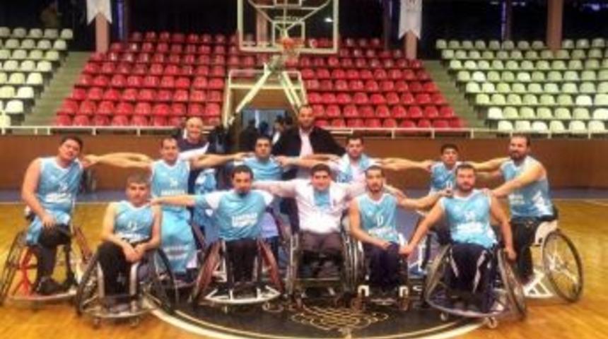 Bağcılarlı Basketbolcular, S&uuml;per Lig&rsquo;e &Ccedil;ıkmayı Garantiledi