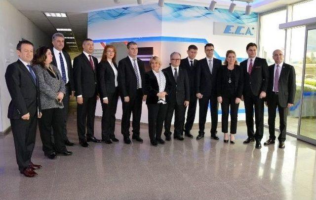 Elginkan Vakfından Taciz İddialarına Yalanlama 1