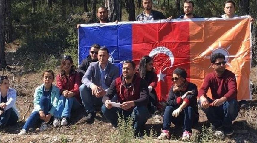 Ak Partililer Bodrum&rsquo;da Yanan Ormanlık Alanlara Fidan Dikti