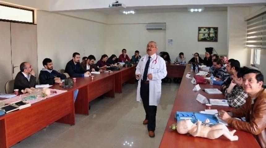 Ne&uuml; Meram Tıp&rsquo;ta Nrp Kursu Tamamlandı