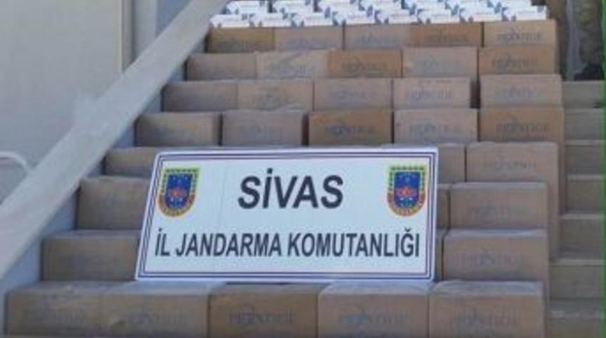 G&uuml;r&uuml;n&rsquo;de 15 Bin Paket Ka&ccedil;ak Sigara Ele Ge&ccedil;irildi