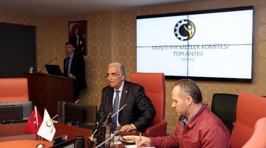 Komite &Uuml;yeleri Fikir Alışverişinde Bulundu